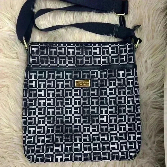 Tommy Hilfiger blue crossbody purse - Picture 1 of 4
